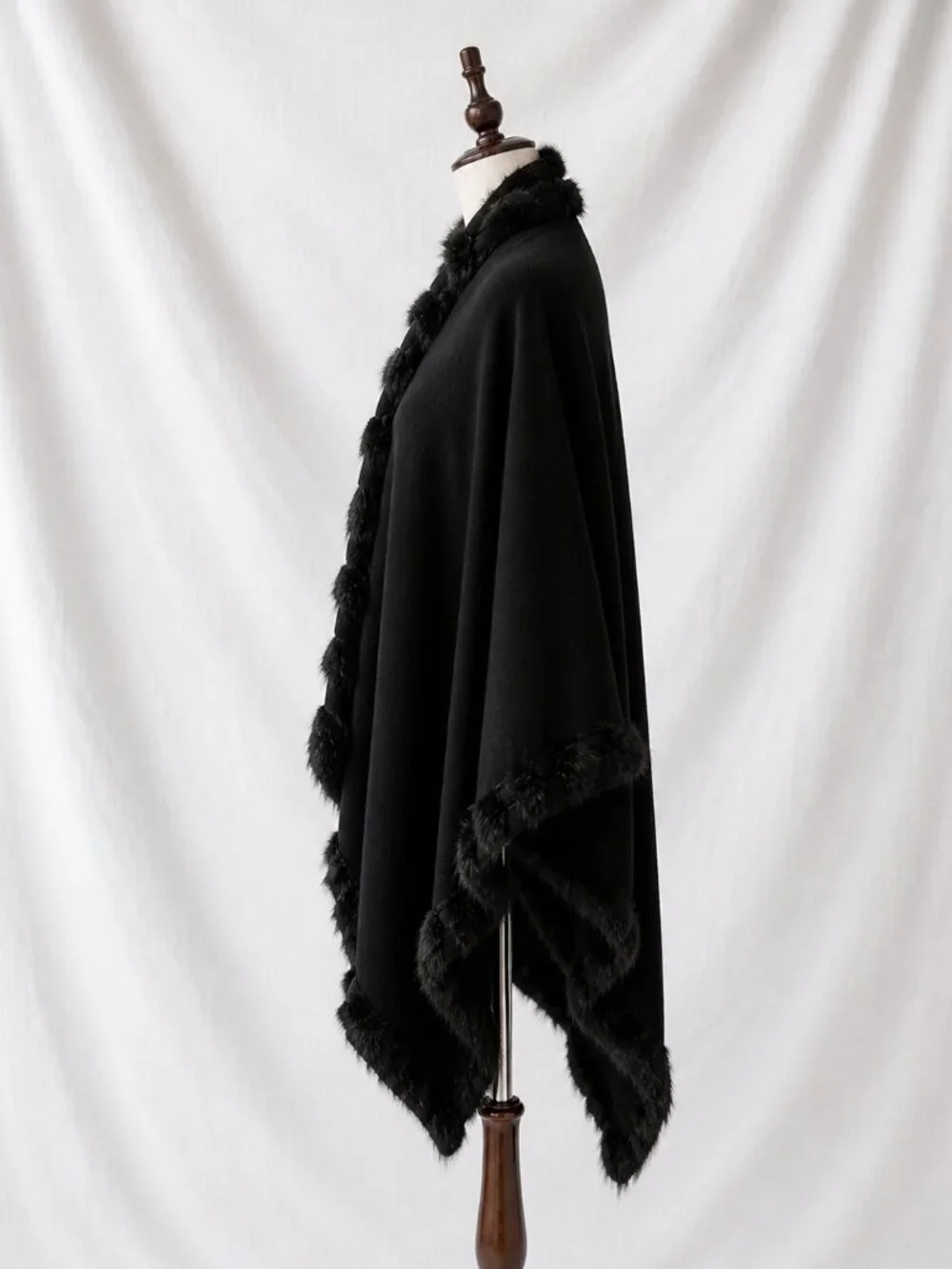 Chico's Black Faux Fur Trim Cashmere Blend Cocoon Wrap Pom Pom EUC OS